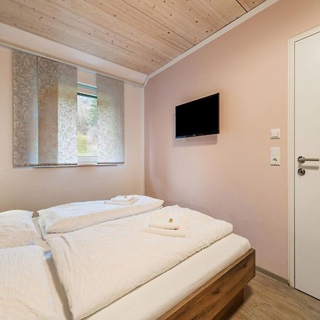 Large Apartment In Sankt Georgen With Balcony Fürstau Exteriér fotografie